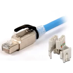 Z-PLUG Enchufe y bota terminados en el campo de categoría 6A